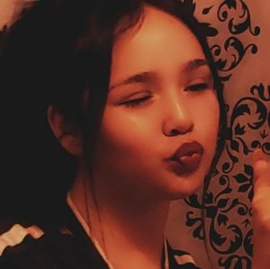 Meet your Posher, Brenda